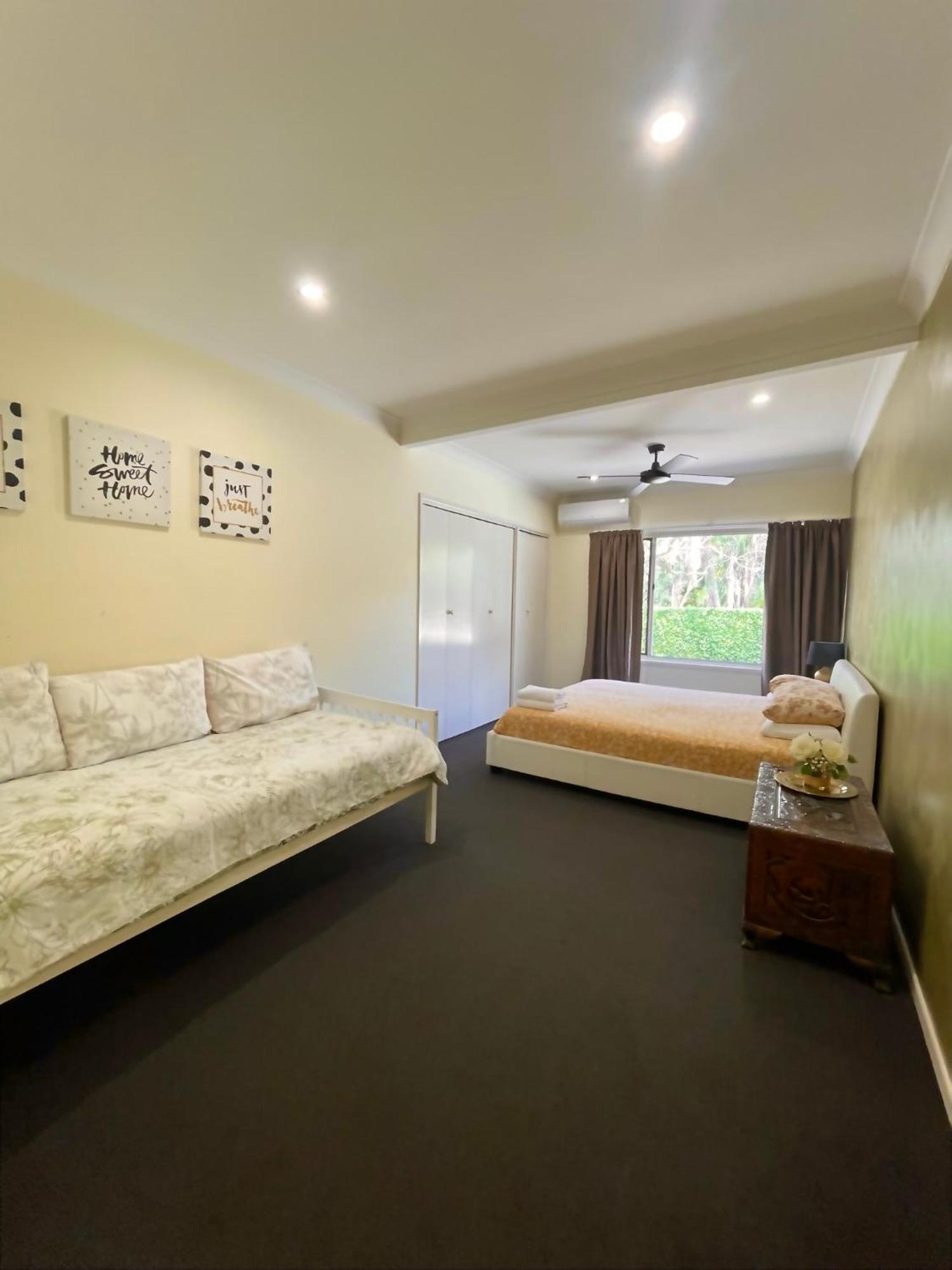 Spacious Hideaway Retreat, Brookfield, Brisbane Zewnętrze zdjęcie